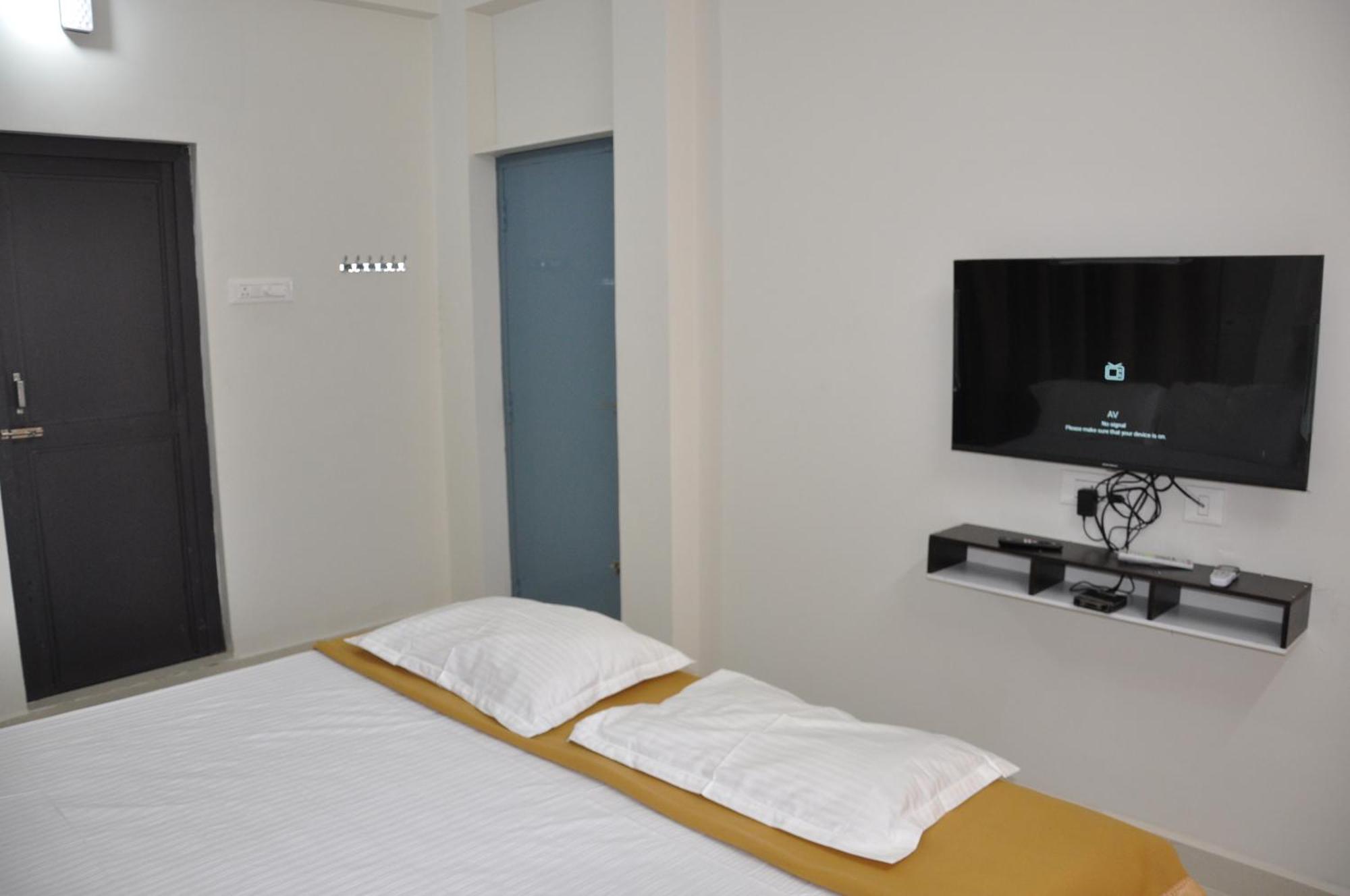 Alaya Rooms Tiruchirappalli Eksteriør bilde