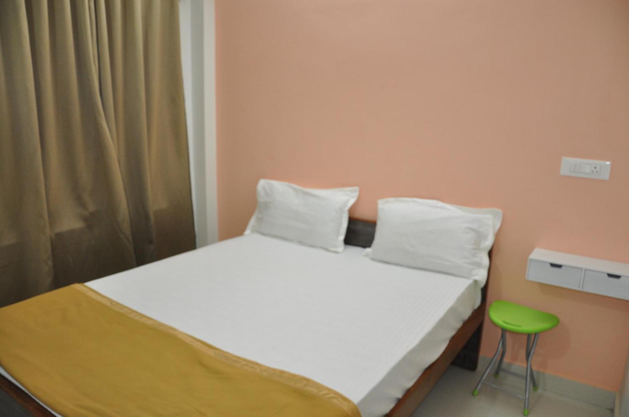 Alaya Rooms Tiruchirappalli Eksteriør bilde