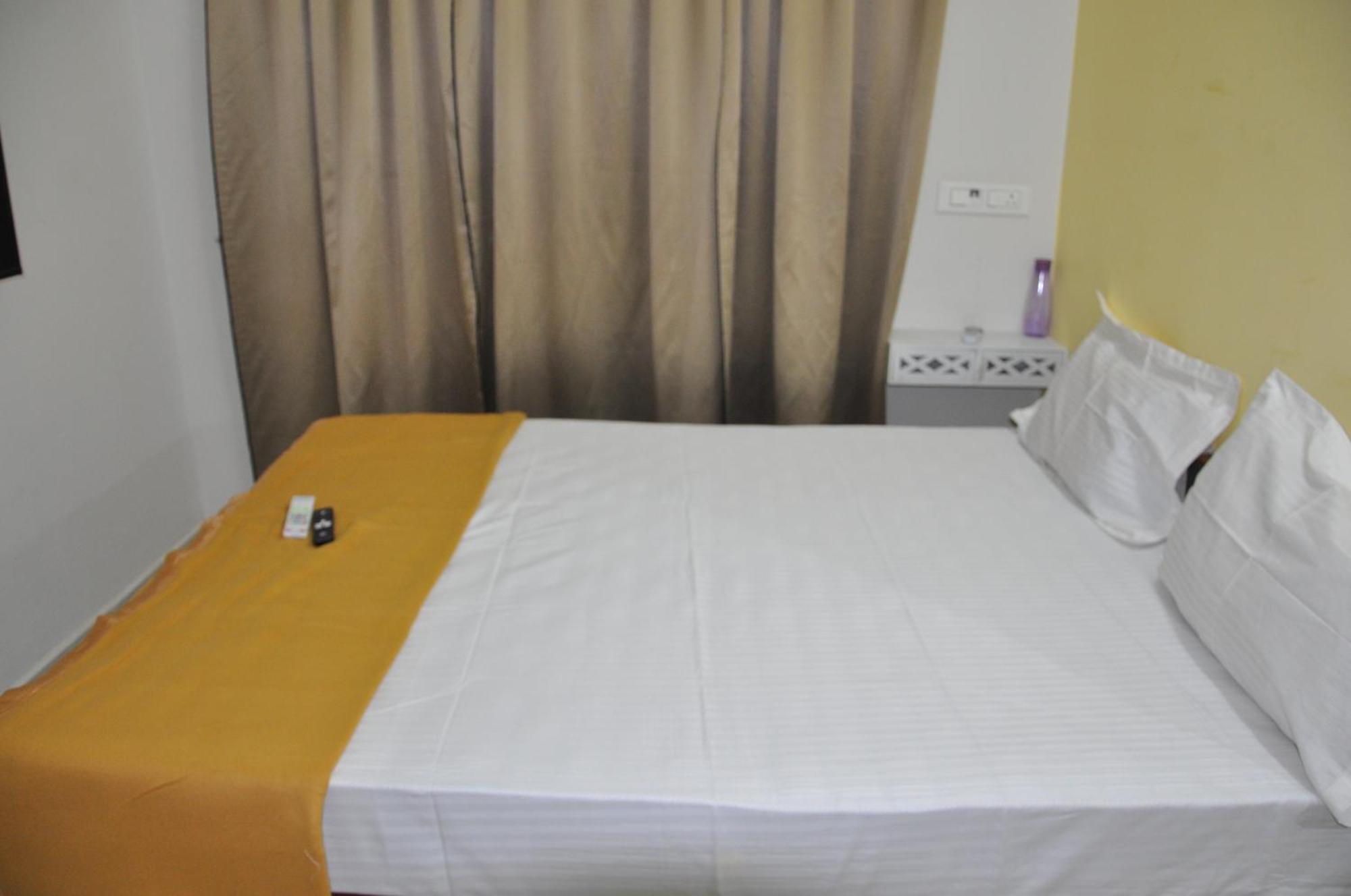 Alaya Rooms Tiruchirappalli Eksteriør bilde