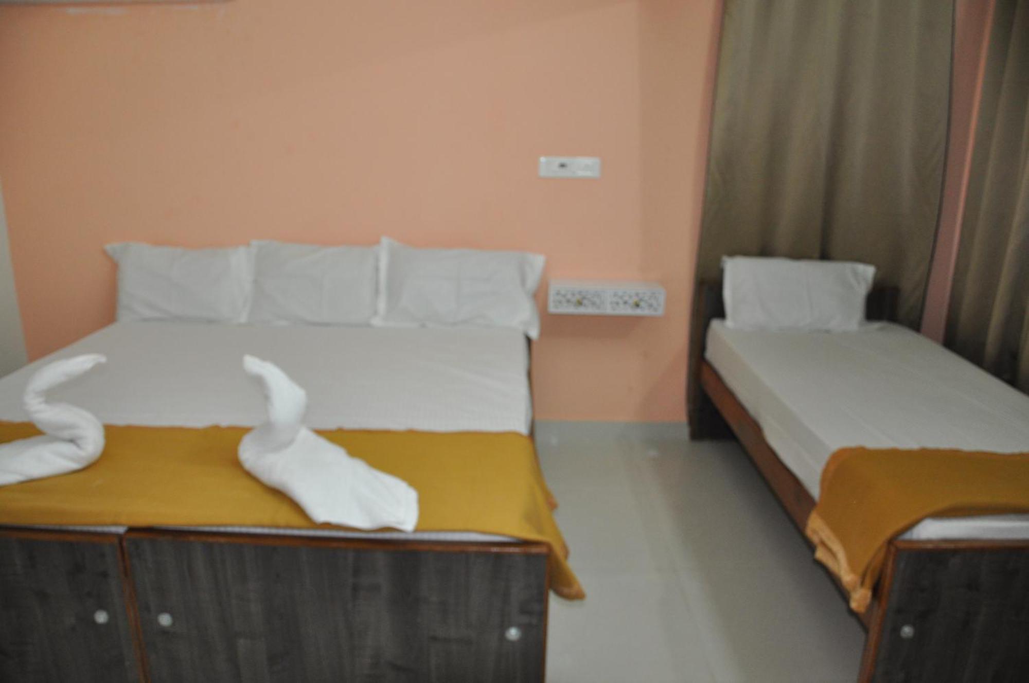 Alaya Rooms Tiruchirappalli Eksteriør bilde