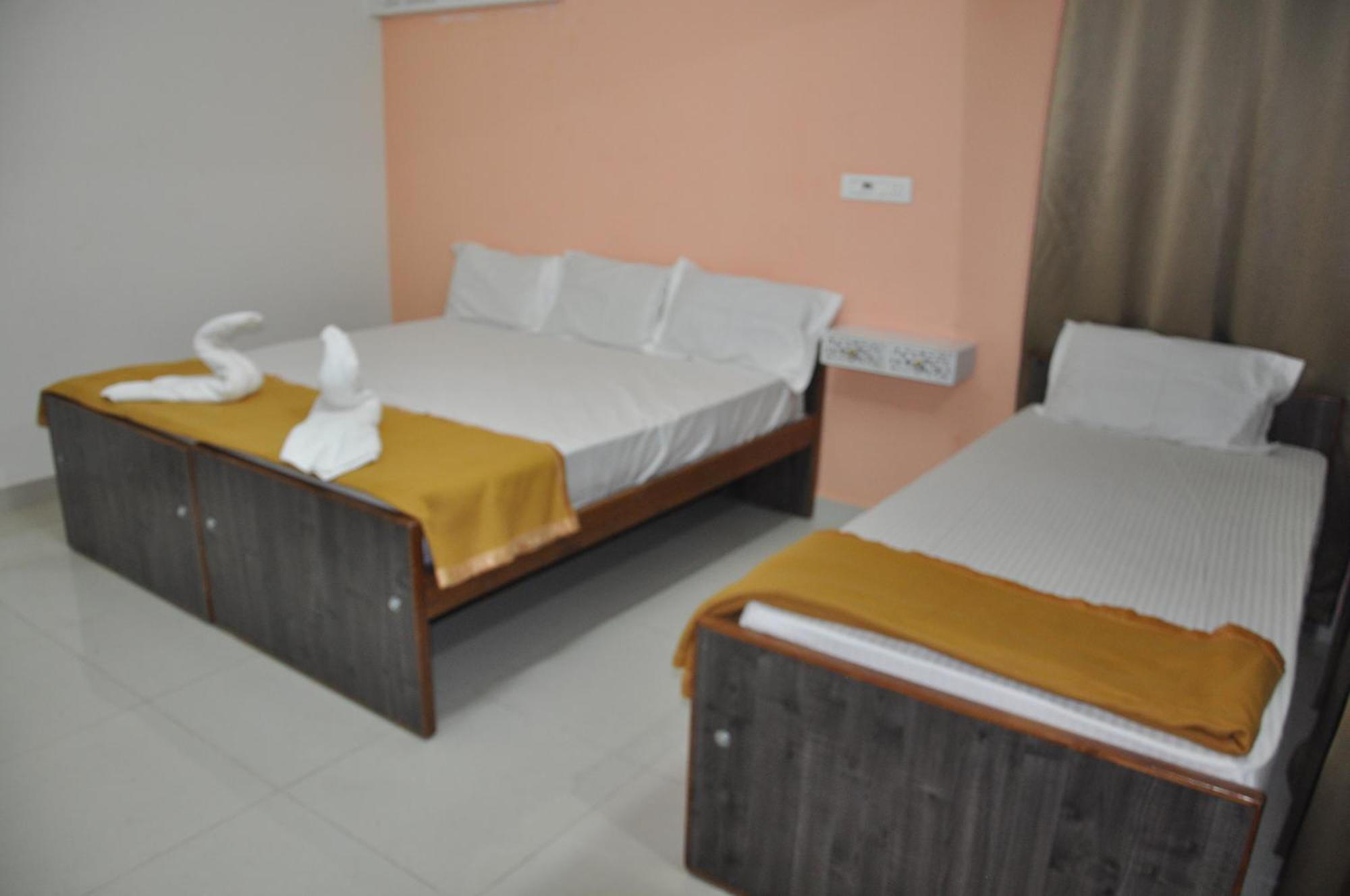 Alaya Rooms Tiruchirappalli Eksteriør bilde
